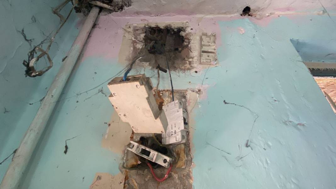 6 yıl önce kiraya verdiği evine girince dehşete düştü! İnsan bunu nasıl yapabilir? 6